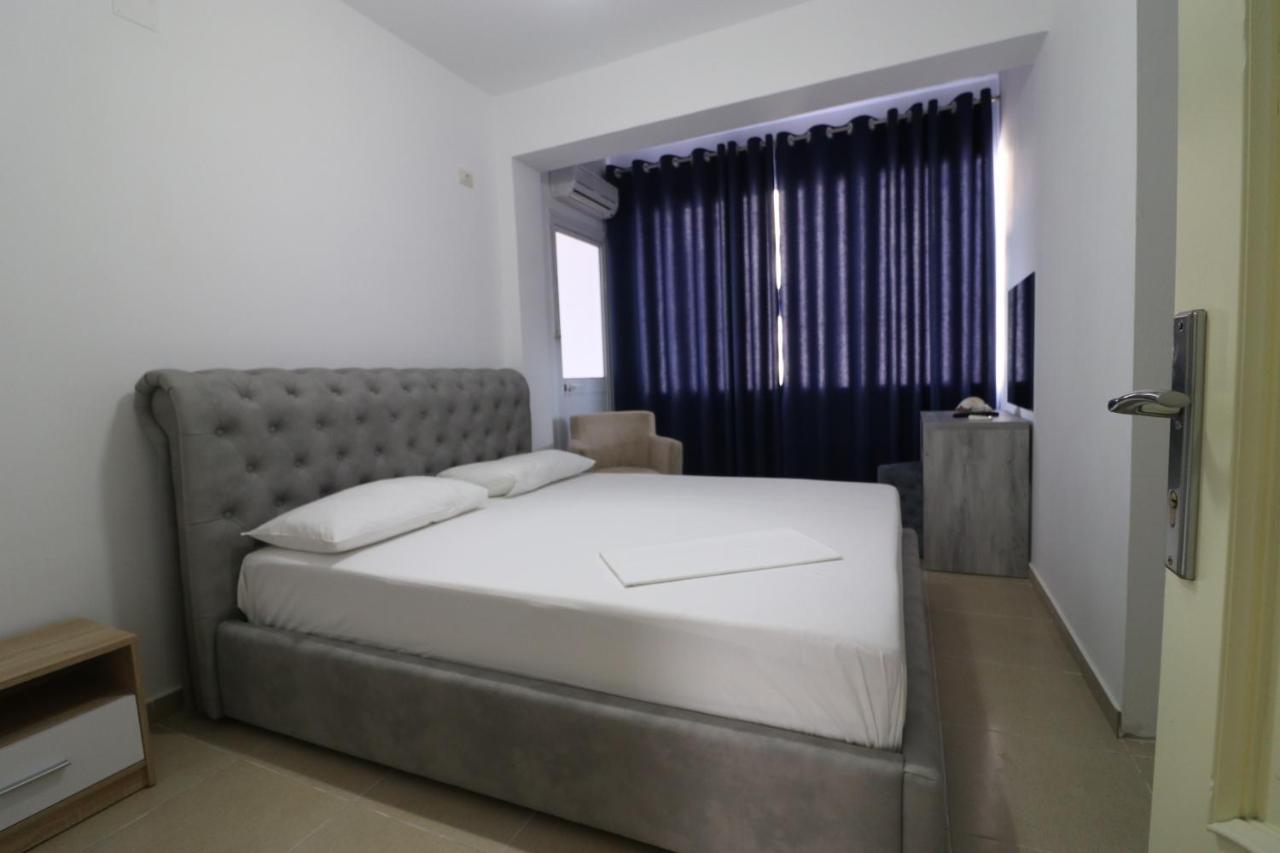 Hotel Kristal Vlorë 外观 照片